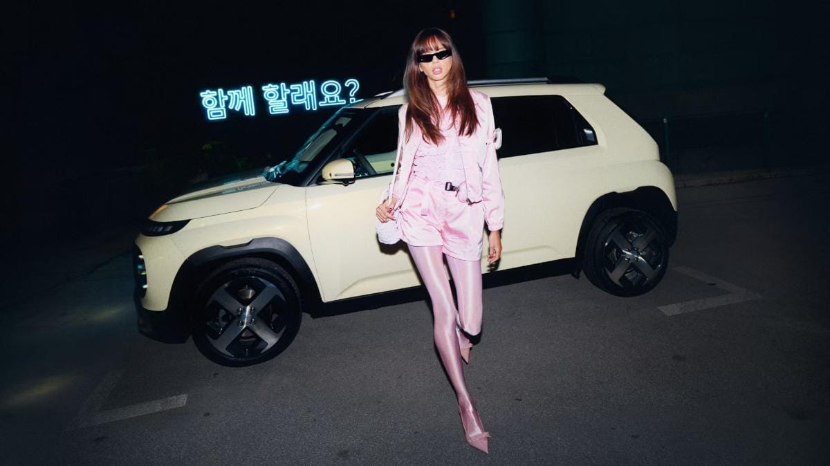 Hyunda Inster en un parking