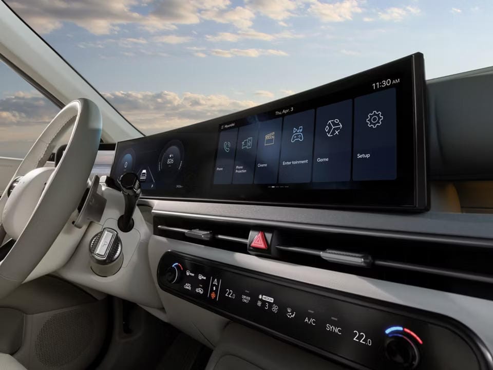 Pantalla panorámica curva.