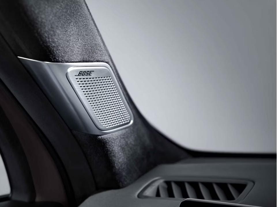 Sistema de sonido premium BOSE.