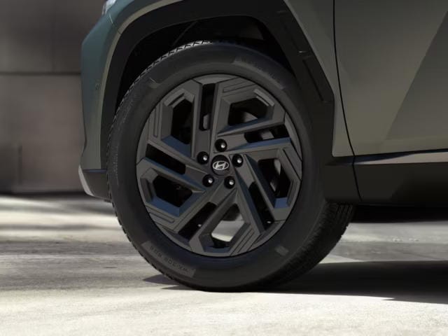 Exclusivo diseño de llantas de 19”.