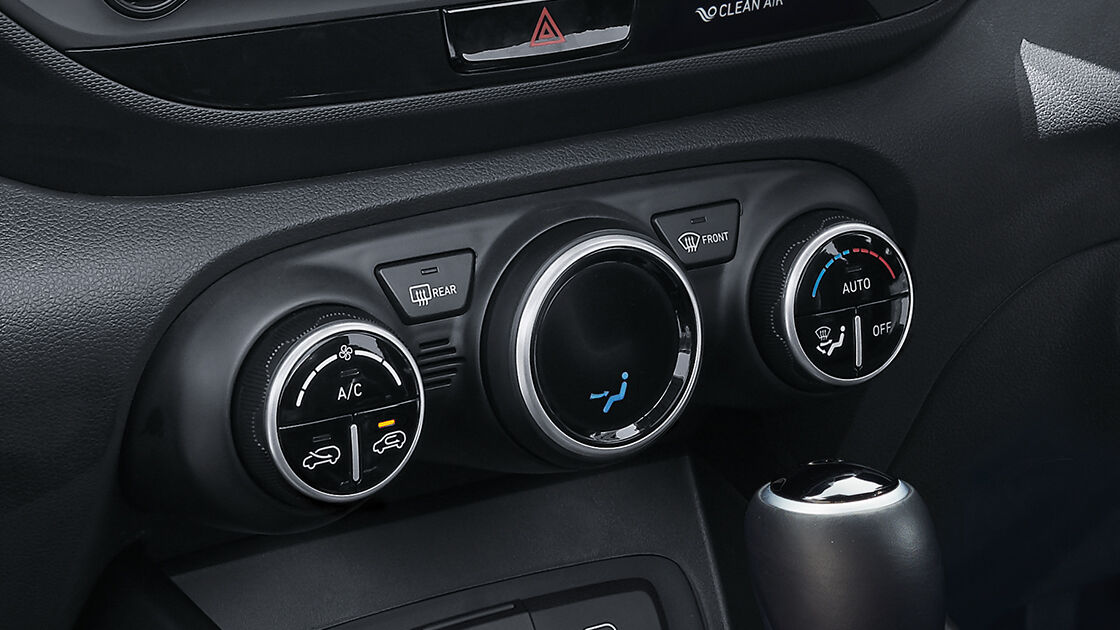 Automatic-climate-control-with-cluster-ionizer