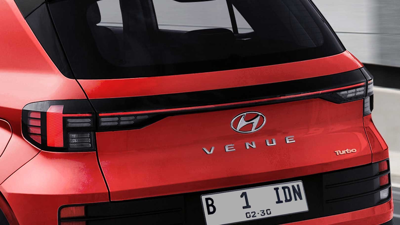 all-new-santa-fe-rear-LED