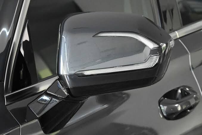 Mengenal Fungsi Spion Mobil, Bukan Hanya Kaca
