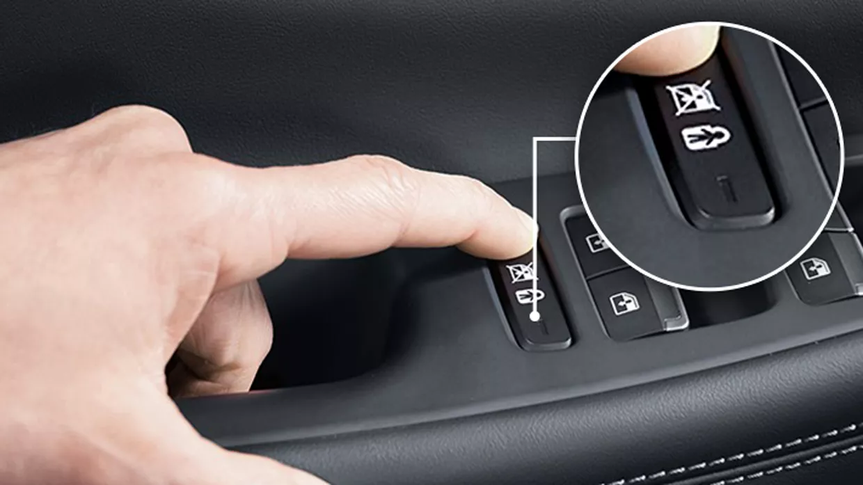 Ketahui Child Lock pada Mobil, Mulai dari Fungsi hingga Cara Menggunakan