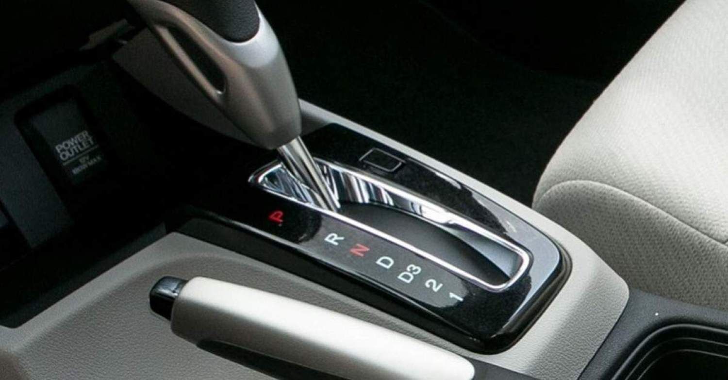 Fungsi dan Arti Persneling Mobil Matic