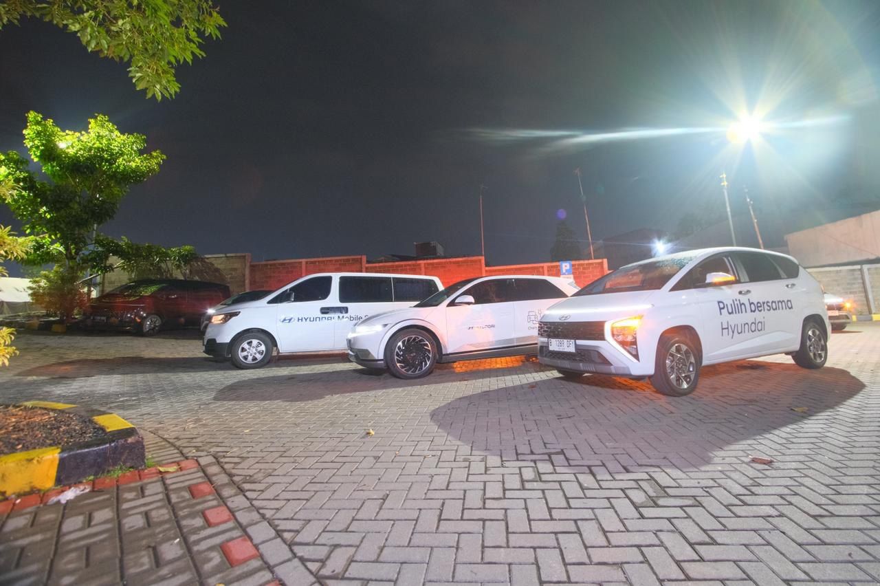 unit kendaraan Hyundai peduli gempa cianjur