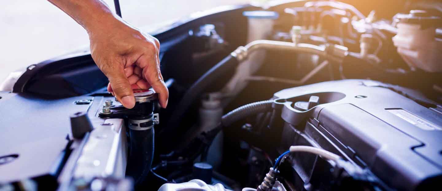 Air Radiator Mobil: Apa Penyebab Cepat Rusak dan Bagaimana Mengatasinya