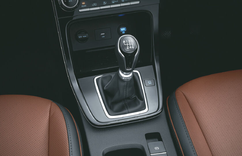 6-speed manual transmission