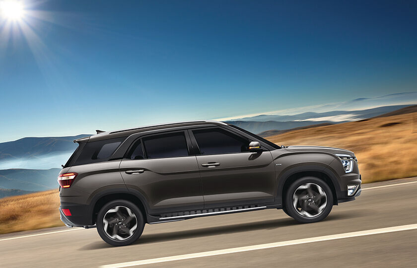 ALCAZAR Safety6 & 7 seater premium SUV  Hyundai India