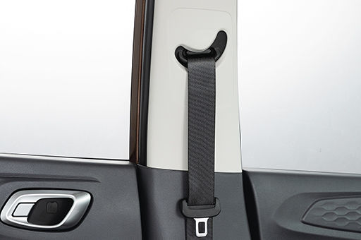 Seat Belt pretensioner with load limiter