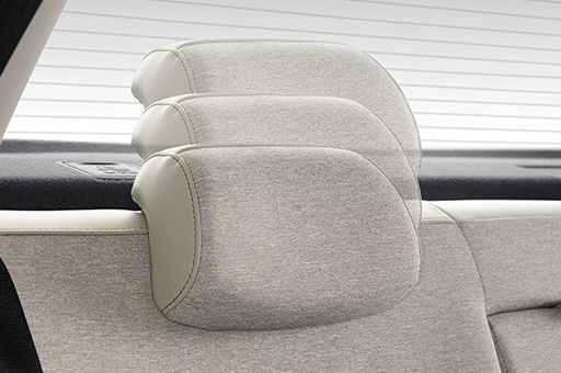 rear adjustable headrest