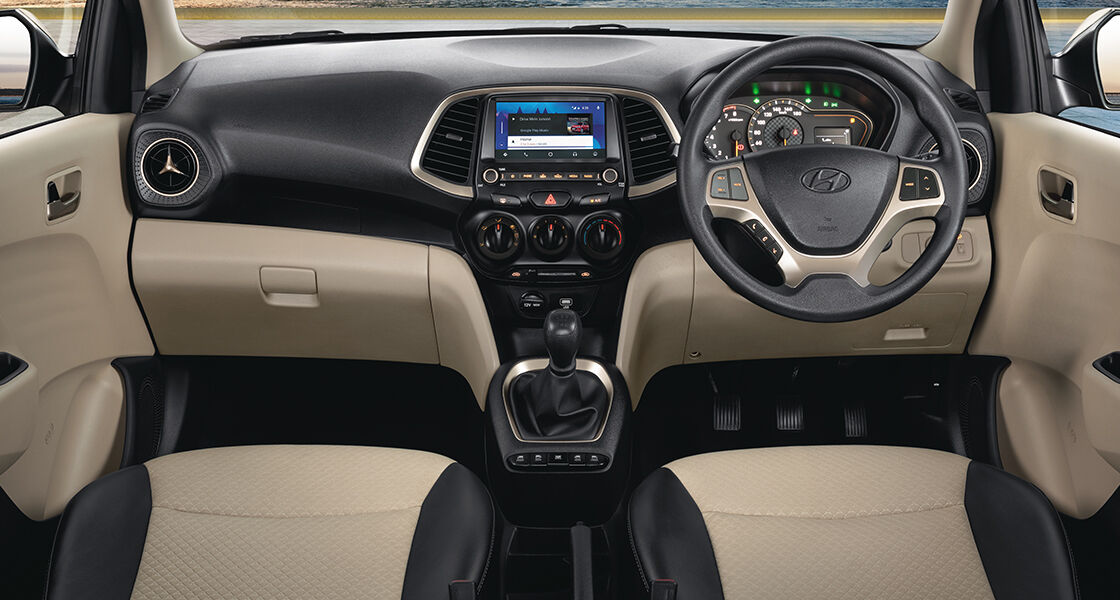 SANTRO Interior - Superior Hatchback | Hyundai India