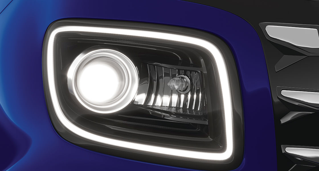 Closer view of projection headlamp with LED positioning lamp