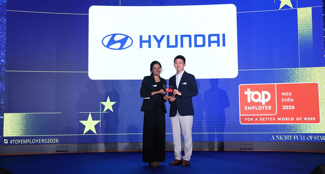 Hyundai IONIQ 5 – Luxurious Interiors with Smart Convenience