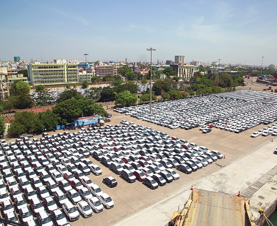 Hyundai vehicles lined up at the port ahead of export