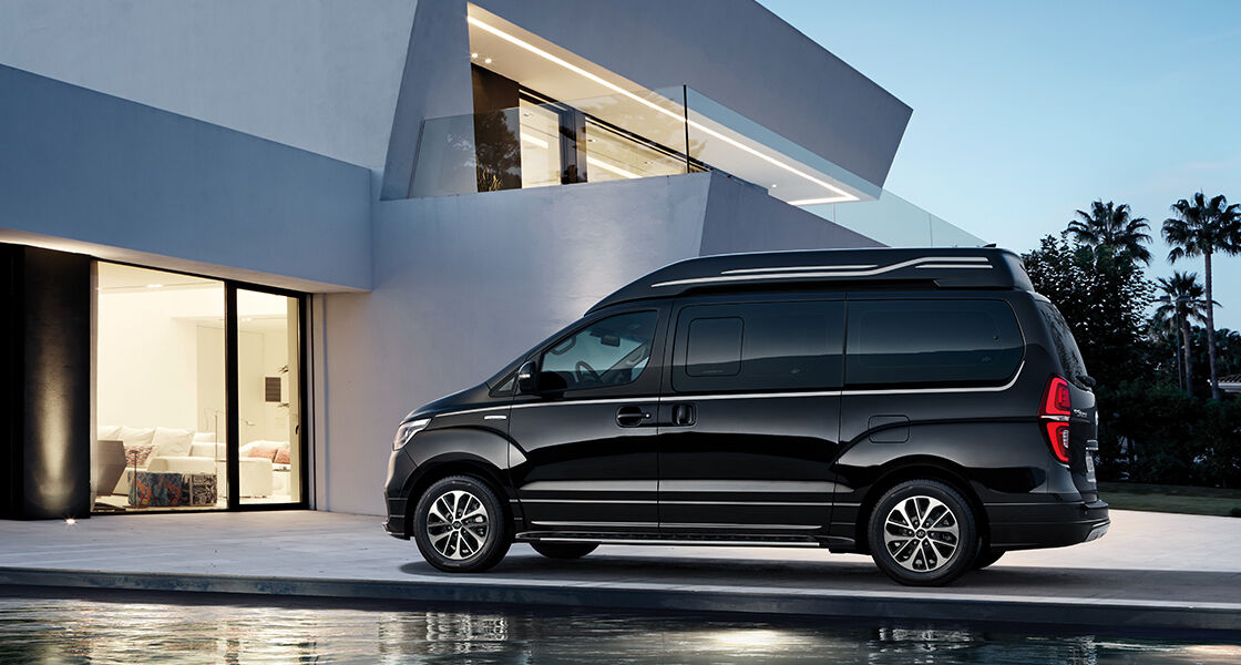 Hyundai starex limousine