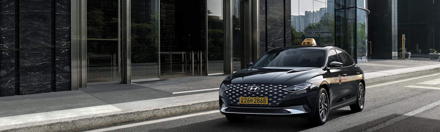 Grandeur taxi Key Visual