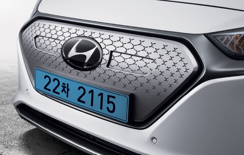 IONIQ Electric Radiator grille