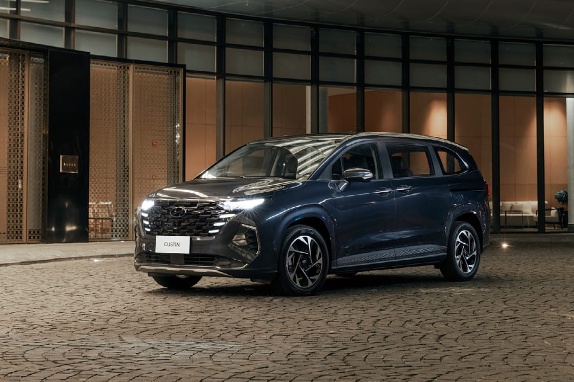 HYUNDAI 7 