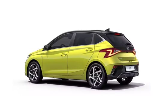 Nouvelle allure audacieuse à l’arrière.