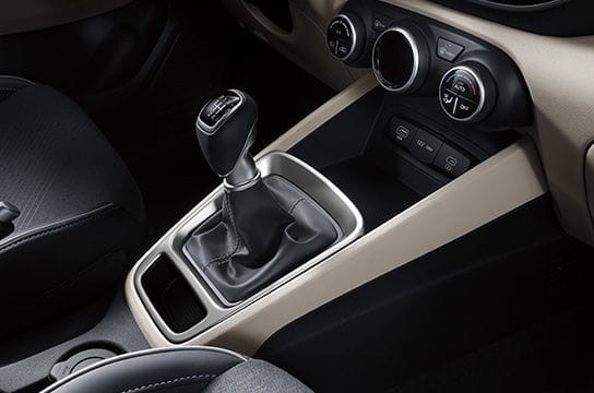 VENUE 6-speed manual transmission