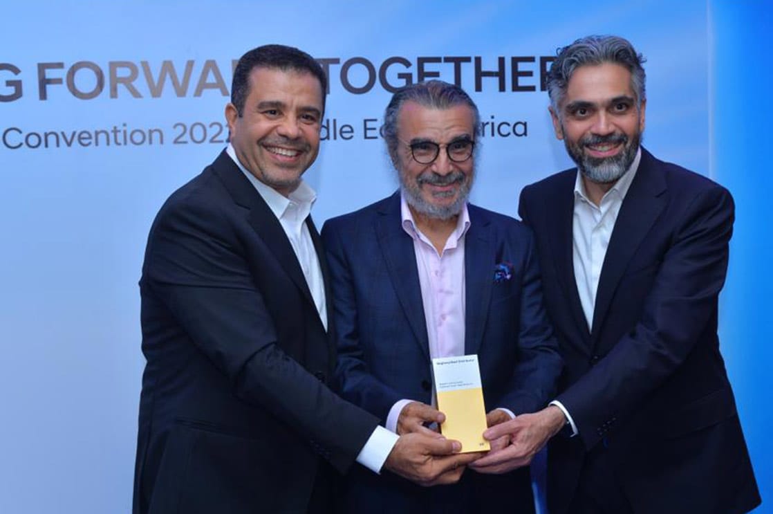 "جوائز هيونداي الإقليمية 2022 " شركة محمد يوسف ناغي للسيارات تحصد جائزة "أفضل موزع إقليمي" لشركة هيونداي