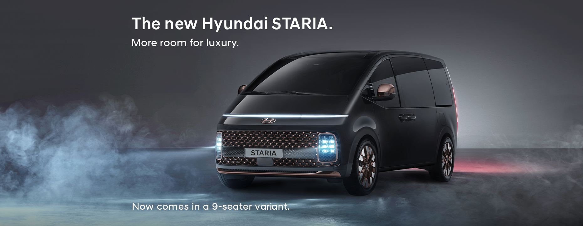 image of the Hyundai STARIA 9-seater van in black