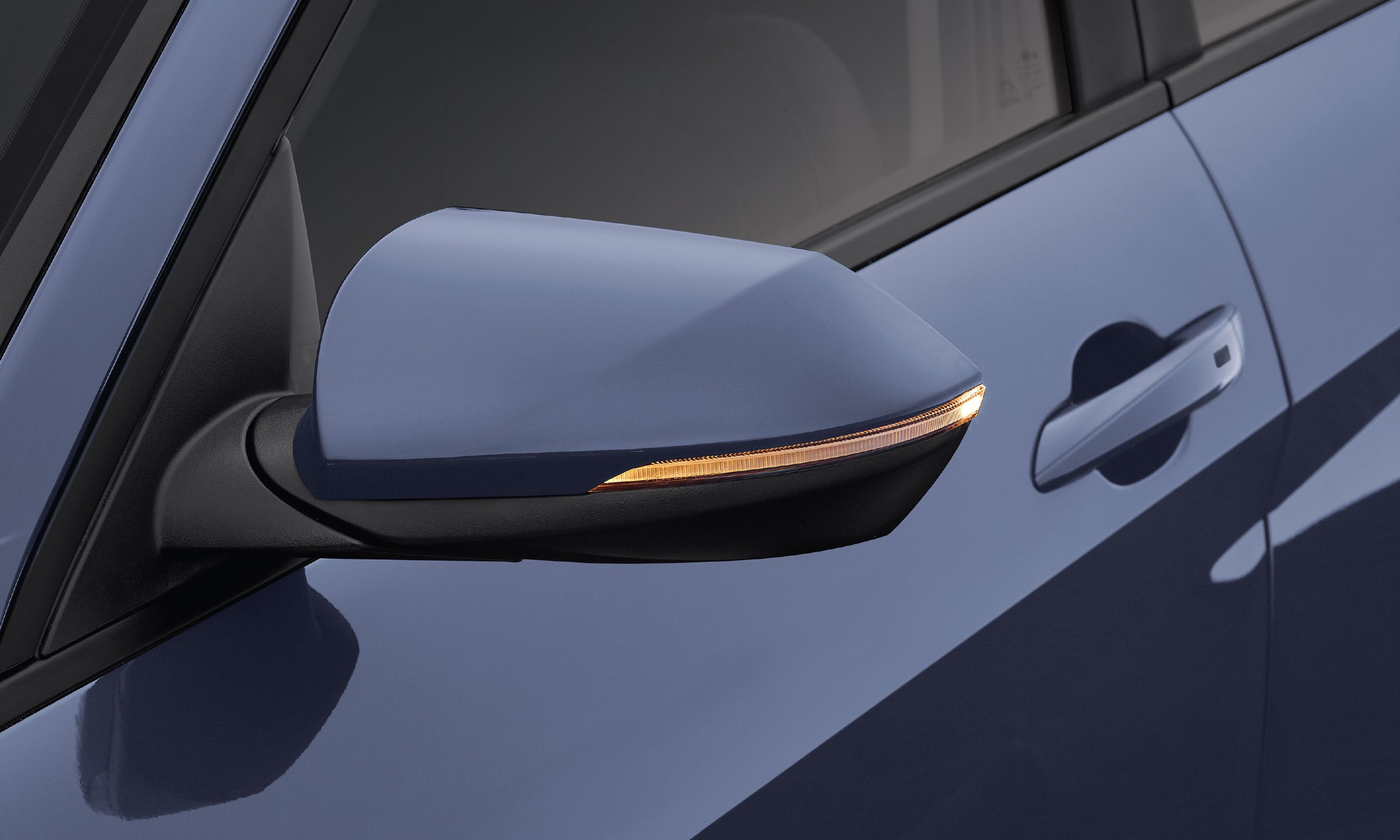 side-mirror-turn-signal-light