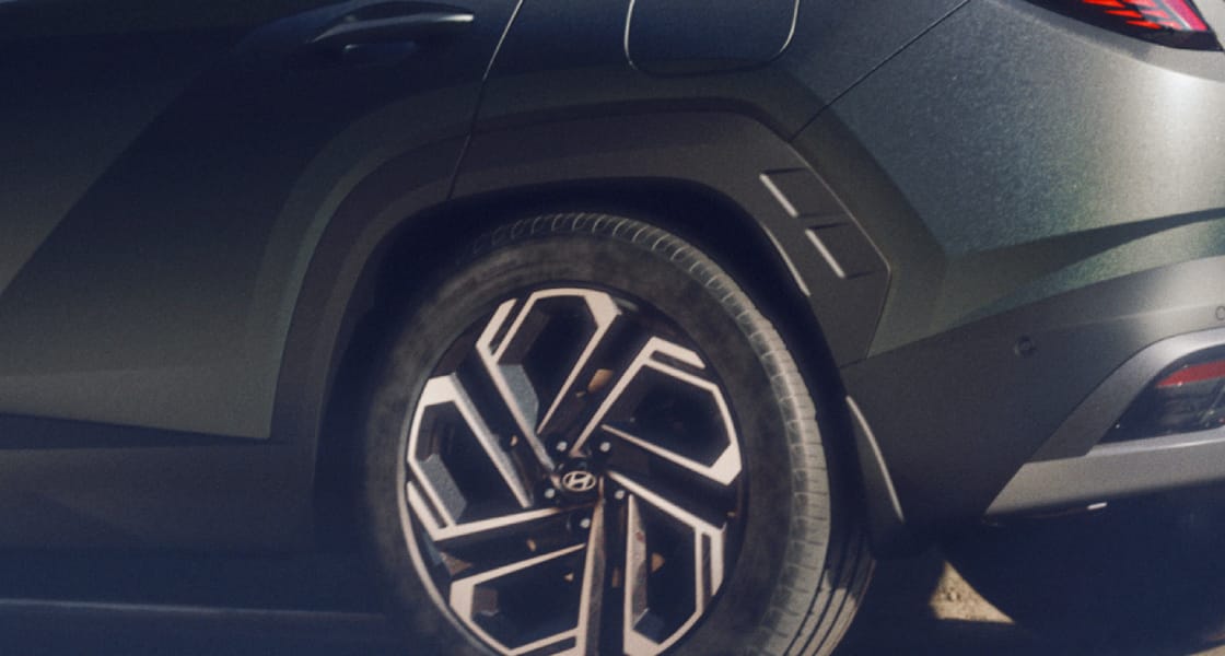 Tucson Angulated wheel arches