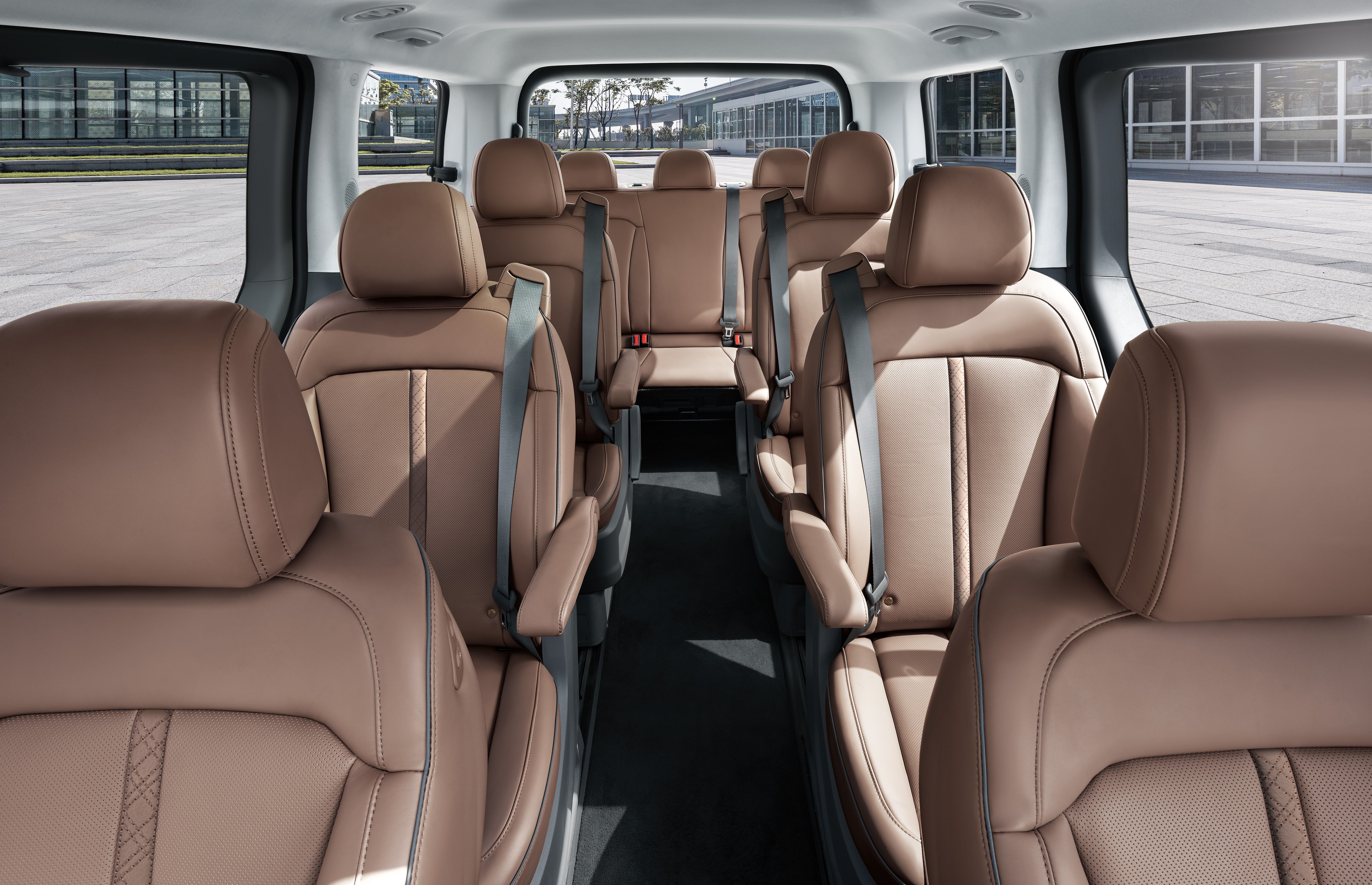 staria 9 cabin
