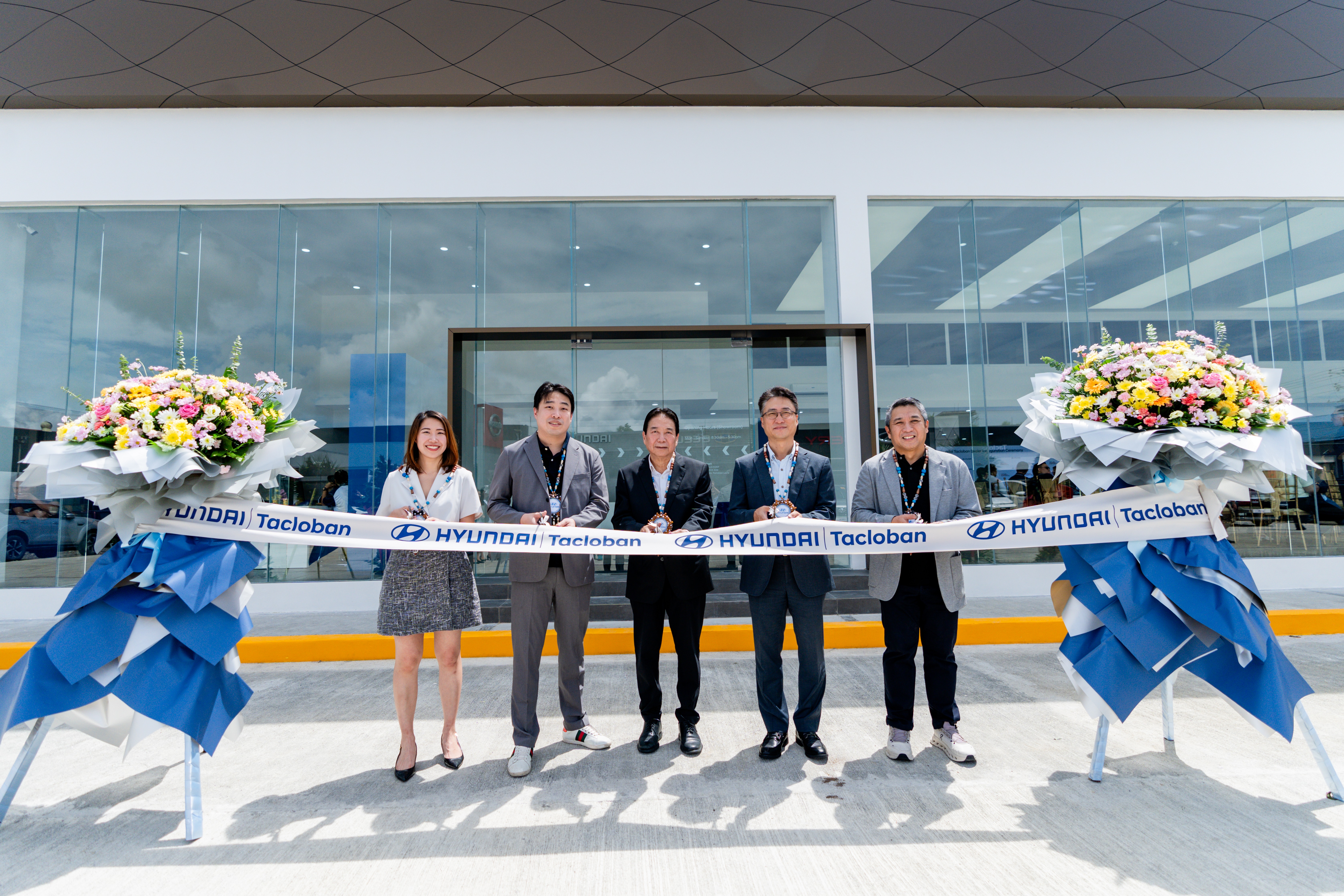 HLY-HMPH Ribbon Cutting