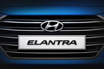 Promotion véhicule Hyundai et emblème Elantra Hyundai Maroc