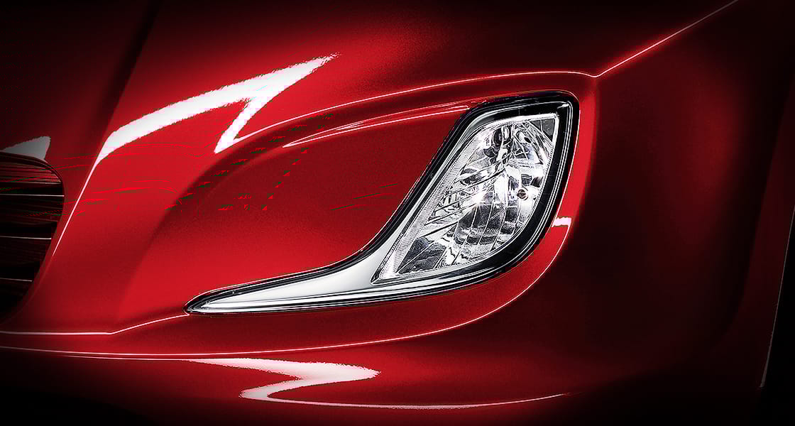 Closer view of front fog lamp