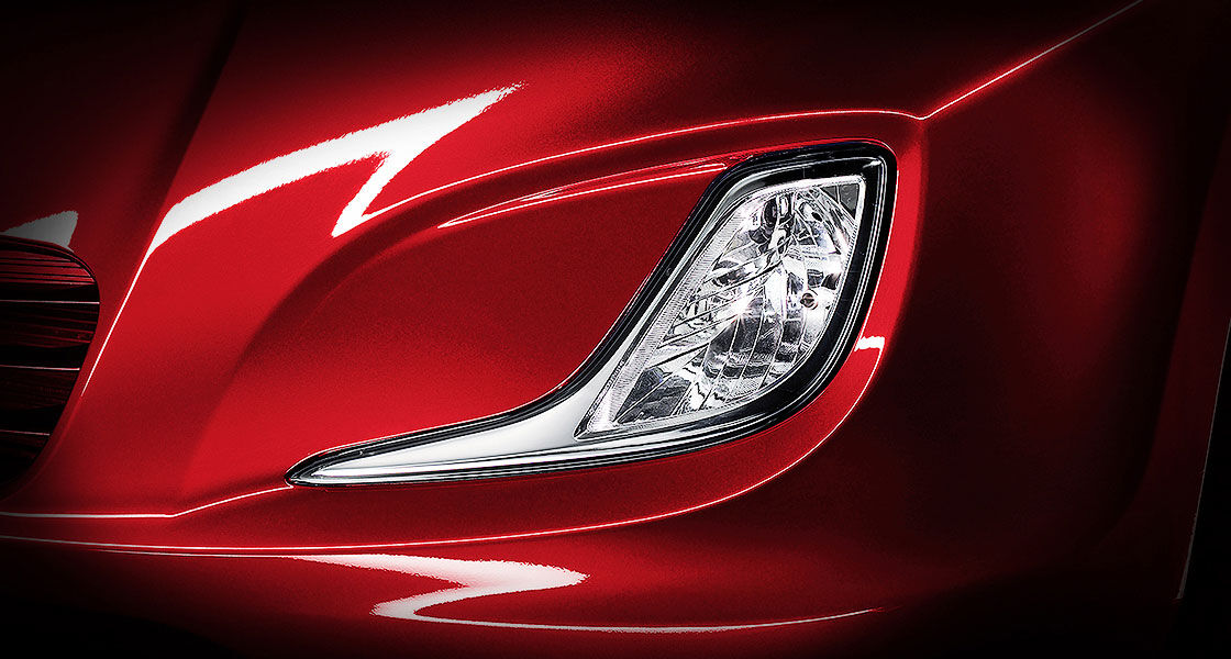 Closer view of front fog lamp