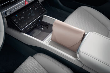 It can now take advantage of a clean and spacious console while gaining easier access and control of your gears.