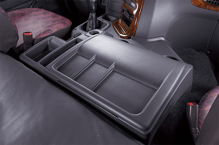 centre console box beside of driver seat