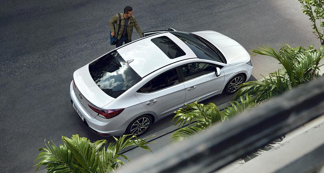 elantra 2019 bird's-eye view