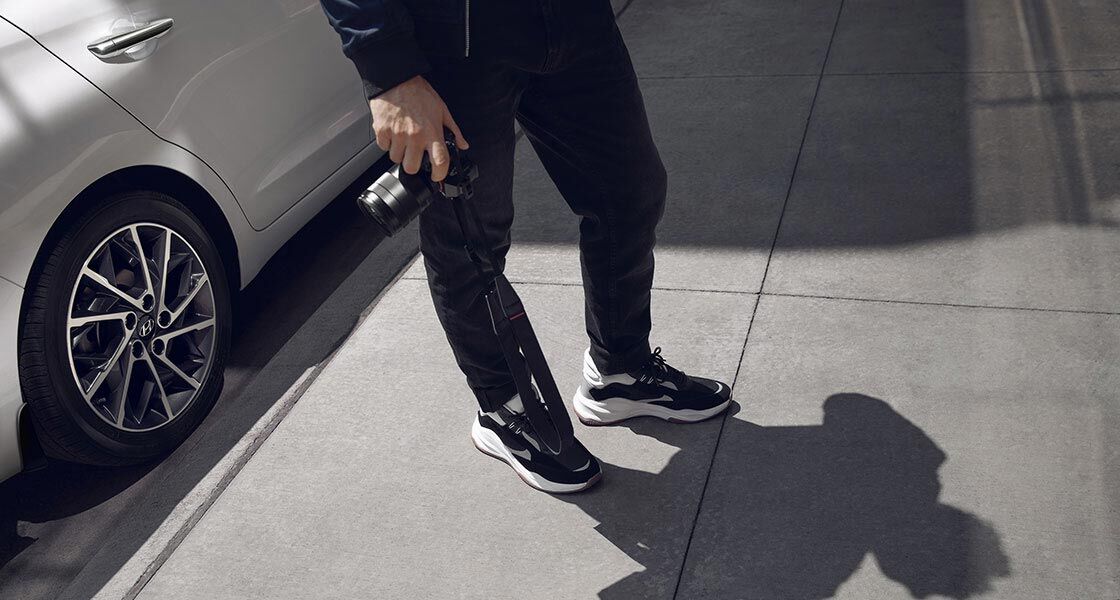 man's shadow next to elantra 2019