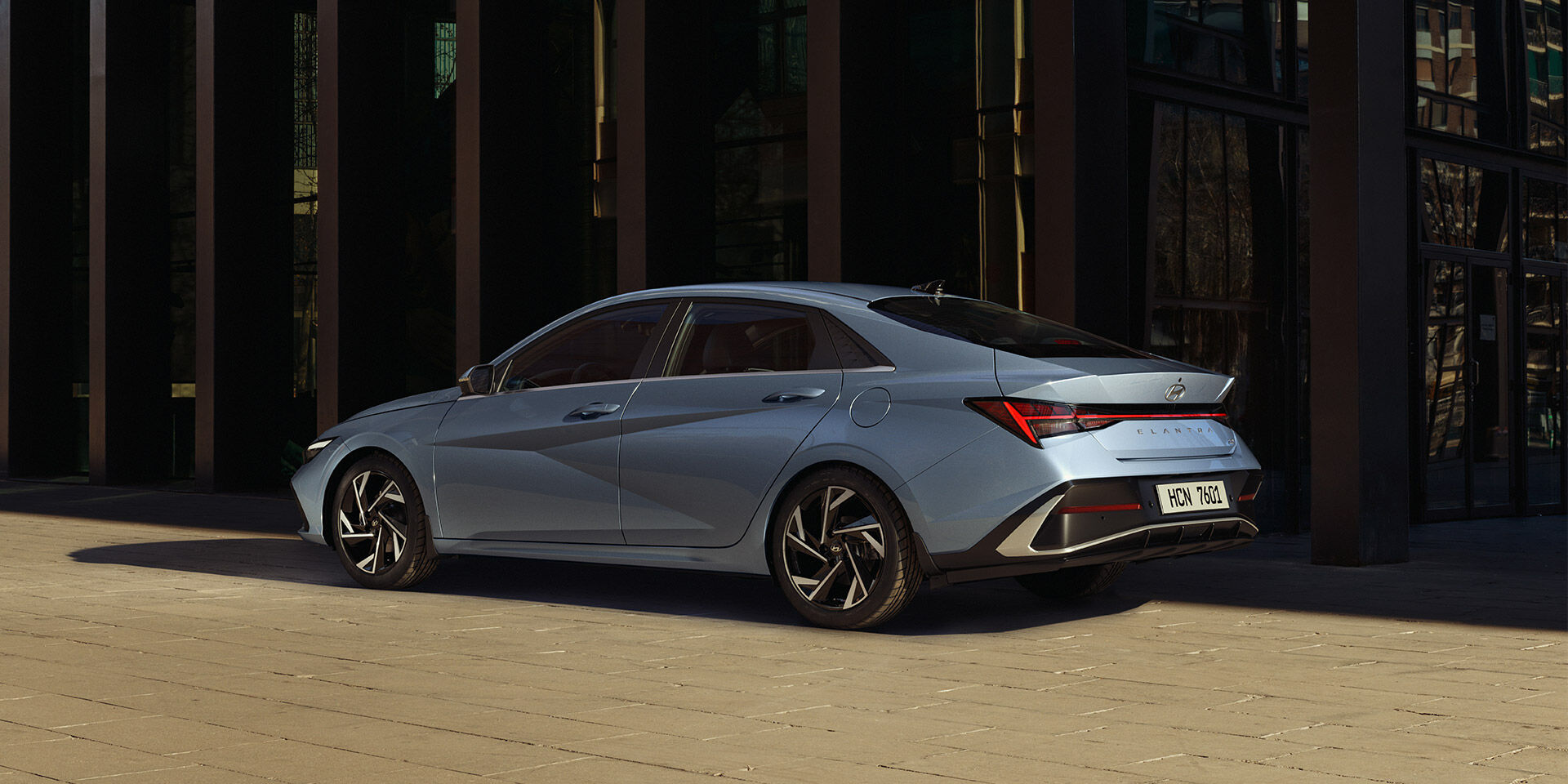 The new ELANTRA Exterior