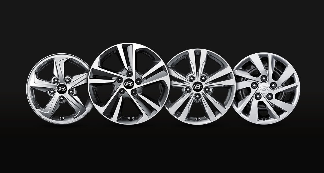 Four different design of alloy wheels