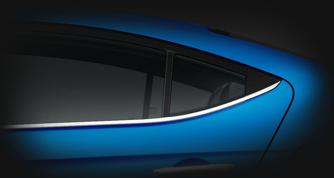 Closer view of beltline chrome molding