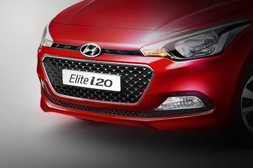 Closer view of front fog lamp