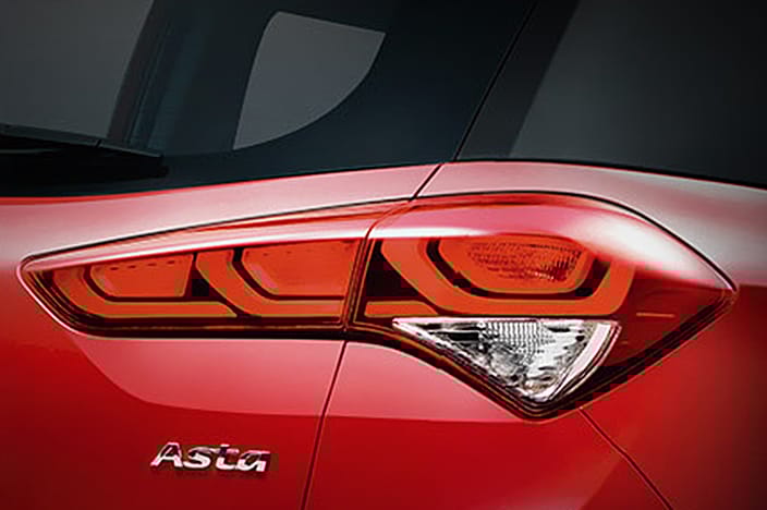 Closer view of rear combination lamp