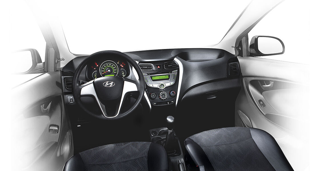 Full view of front interior with cockpit