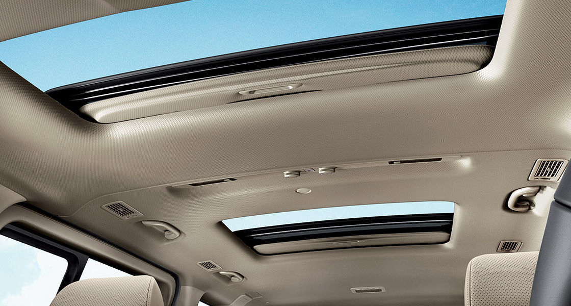 A panoramic view of the H-1's sun roof