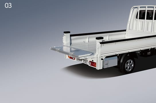 Step 3 of the power gate truck operation - the extended lift folds