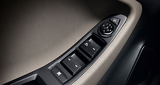 Control buttons on the armrest