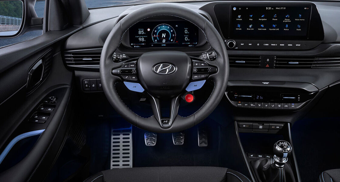 Interior that complements performance.
