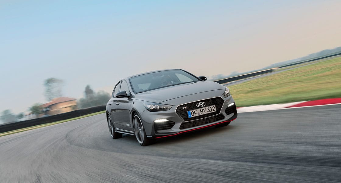 i30 Fastback N driving