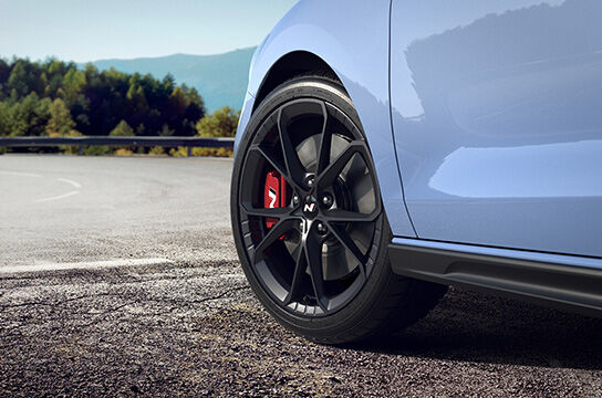 The new 19” forged alloy wheels.